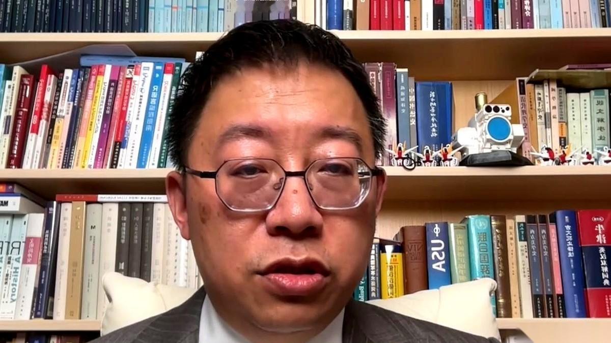 有人发文称，复旦大学的沈逸教授如果去主持南宋国务，能让蒙古铁骑遭遇灭顶之灾。这