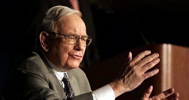 巴菲特预言：20年或50年后，日本和美国都将更强大，中国呢？巴菲特出生于美国