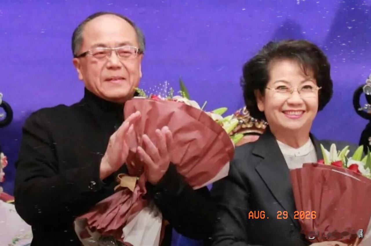 李维康走了，她最放心不下的，不是她的女儿耿玉菲，也不是那些奖杯和舞台，而是陪