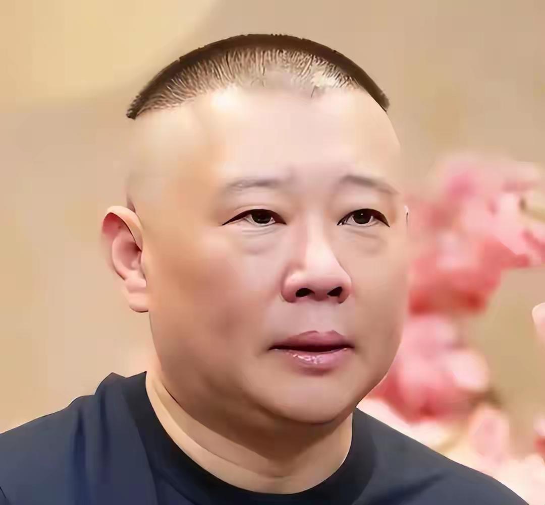 郭德纲大儿子瘦到"脱了相"，小儿子啥也不干就继承了德云社。同一个爹，两种人生。
