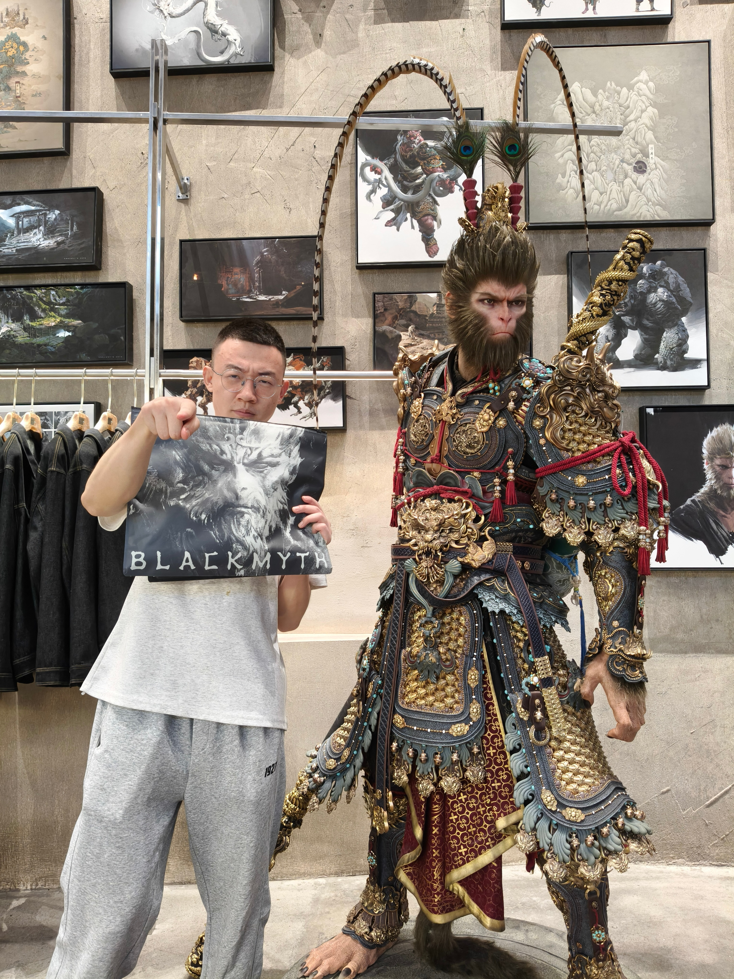 面基黑神话！好玩好看！黑神话悟空黑神话首家线下店虽然已经提前看了很多网图，但真