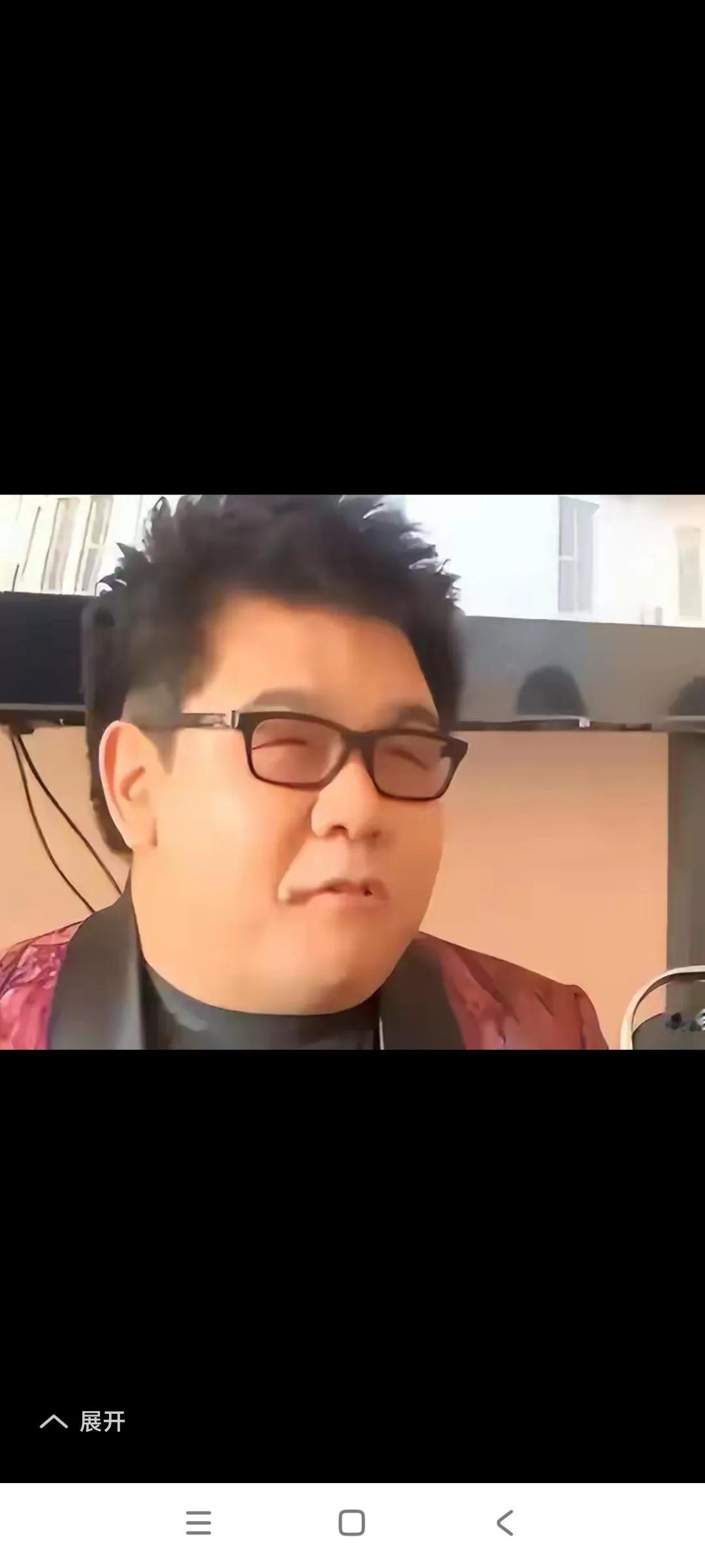 朱之文到现在一直火，没有一点儿降温的迹象。也是朱之文，低调善良朴实，赢得大家