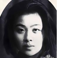 ☁1980年，76岁的丁玲，发文痛骂78岁的沈从文：“贪生怕死的胆小鬼，斤