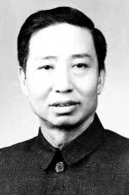 “宁为战死鬼，不做老华侨”：千名特工无一落网的传奇特工吴克坚