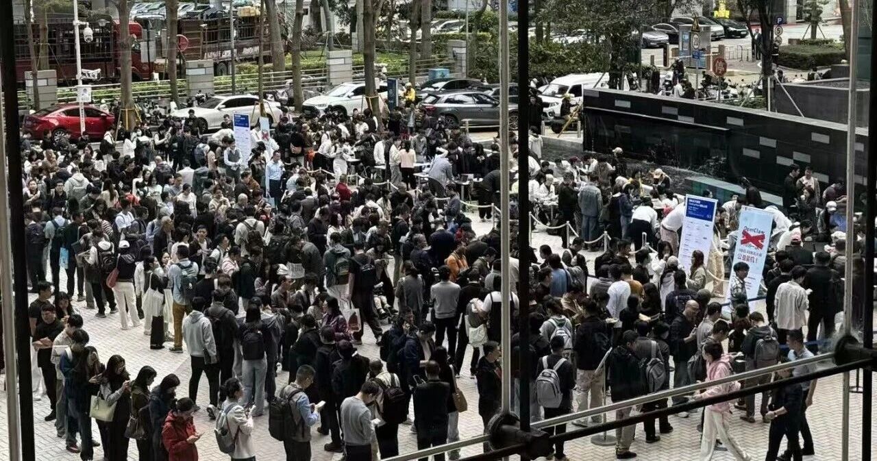 OpenClaw引爆AI入口争夺战：大厂抢滩、安全风险与未来潮头