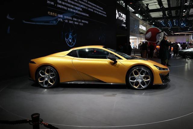 广汽昊铂SSR预售价格148.6万戳中我的内心了，何时国内汽车品牌可以出一个性