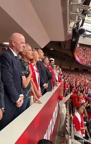 加拿大总理卡尼最近很忙，也很清醒。G7峰会上，他干了三件大事。第一，明确拒绝给伊