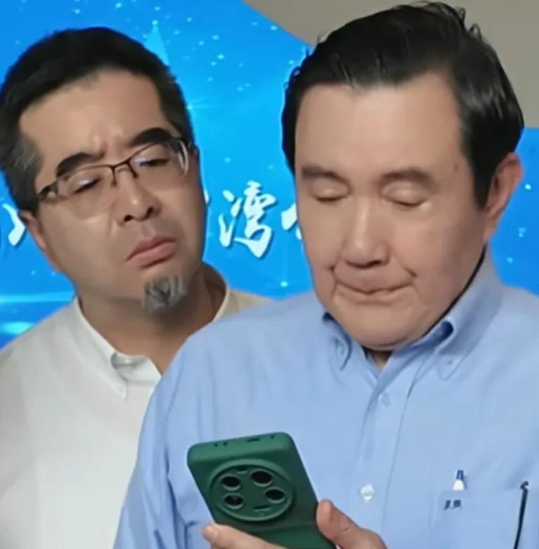 马英九先生在大陆读到“三百万台湾刚醒同胞”时一度哽咽落泪！6月18日，中国国民