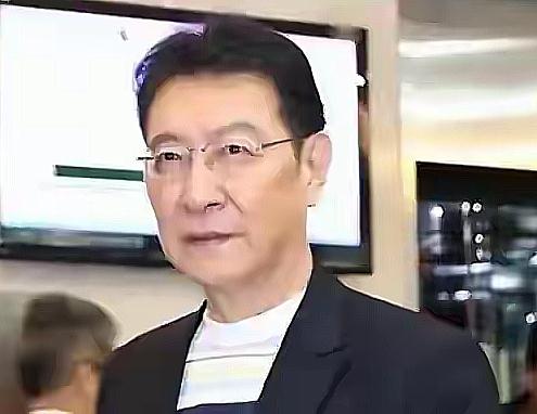 顶着战斗蓝创始人光环，赵少康关键时刻频频反常，答案藏在其父人生经历之中前言