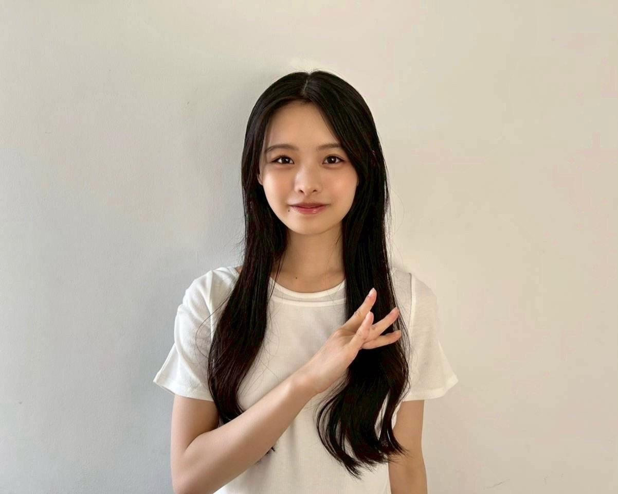 浅井恋乃未　　BRODY​​​