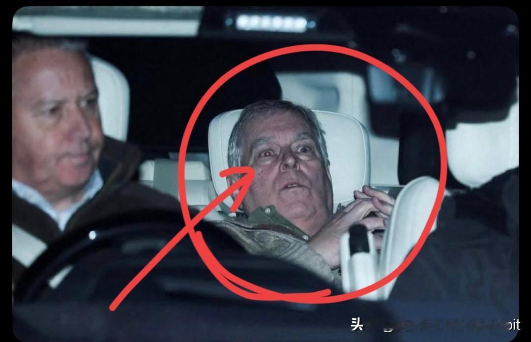 安德鲁已被释放📍在被英国警方拘留11个小时后，安德鲁·蒙巴顿-温莎于今晚