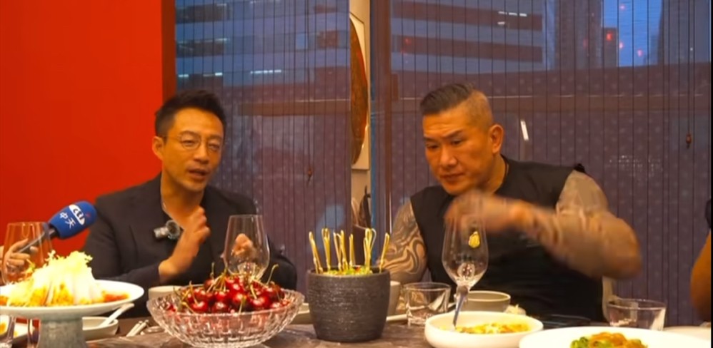我宣布！从现在开始，我再也不骂汪小菲了不是因为他变帅了，也不是因