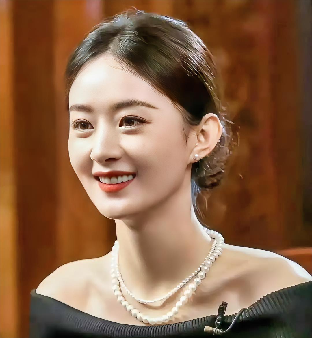 赵丽颖，终于装不下去了！撕下“国际咖”滤镜，戳破“演技封神”的真相都说赵丽