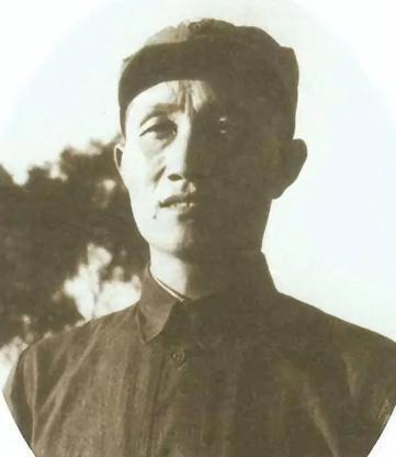 程子华没授衔是个遗憾，但是如果授衔了只授了上将，其实也是个遗憾。在1949年的