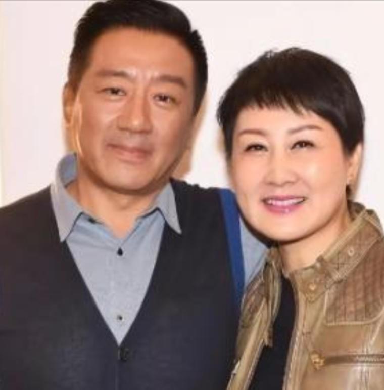 1996年，张凯丽听闻婆婆要来住，大手一挥，想着单独给婆婆买个房，谁知，丈夫却坚