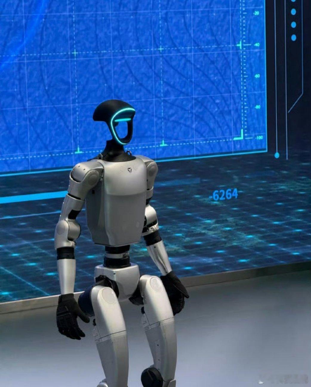 宇树机器人百米冲刺10米每秒看着宇树机器人直接跑出10米/秒的速度，心里又震撼又