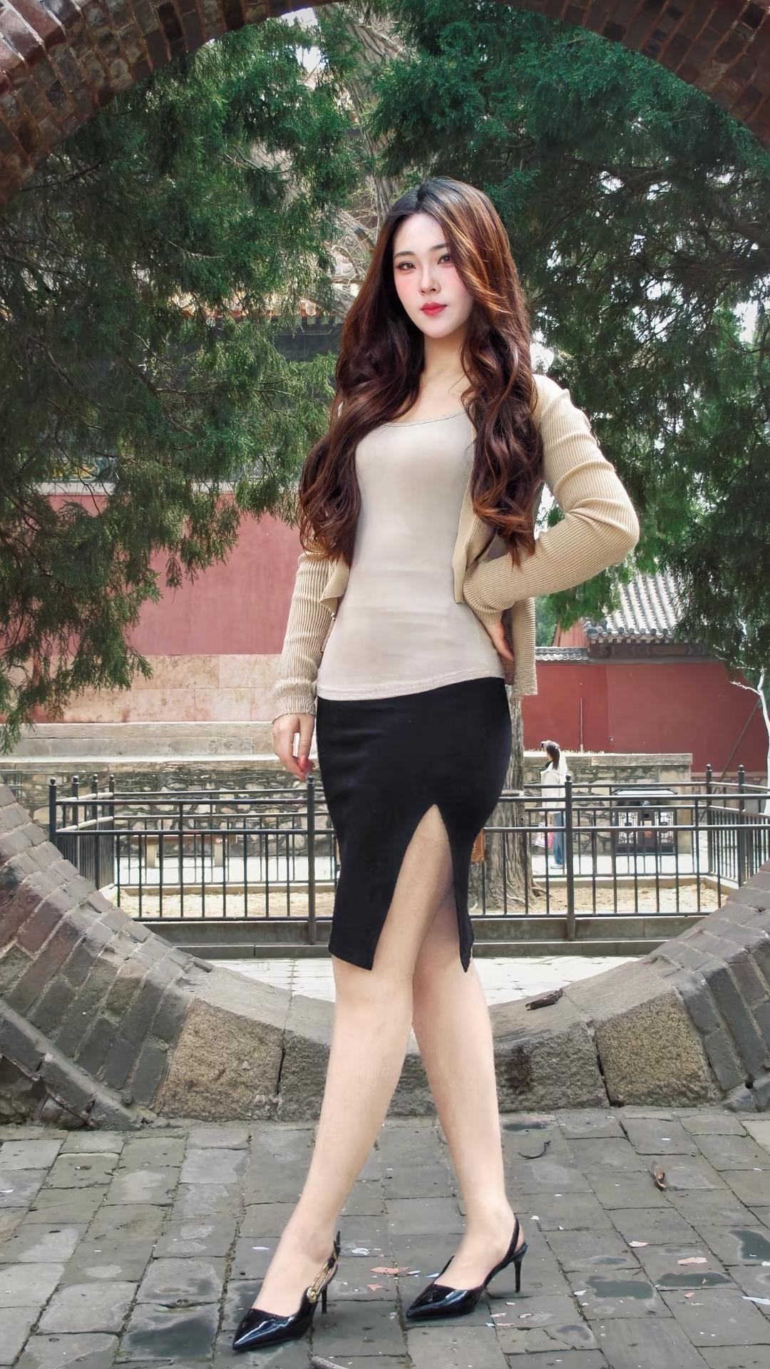 你喜欢哪一种气质的美人?什么样的穿搭可以成为气质女神?分享一下你随手拍下的照