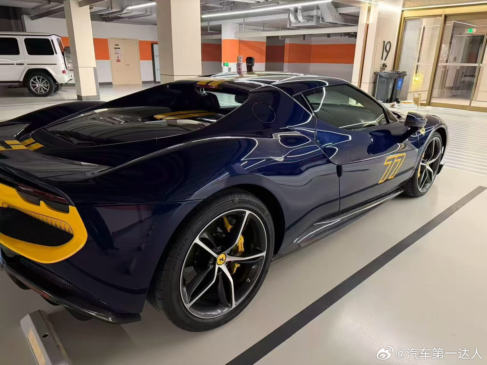 人生最珍贵的，是不被定义的热爱与独一份的选择。这台24年法拉利296GTB，仅4