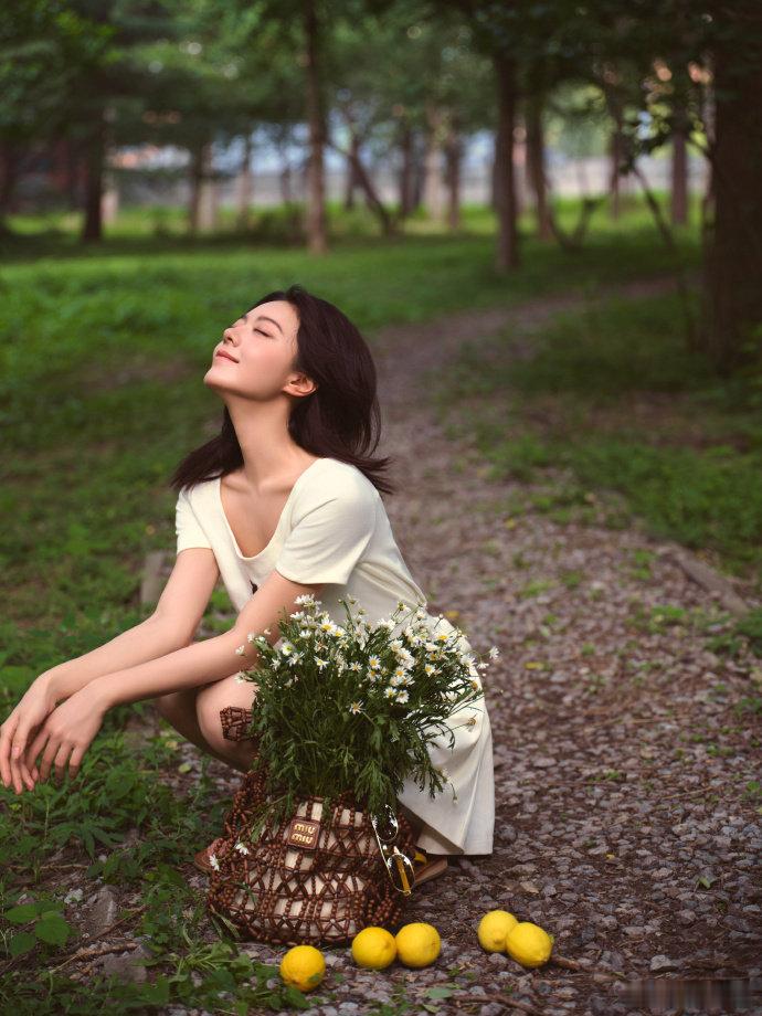 赵今麦第三部古装戏赵今麦第二部古偶期待麦麦第二部女主古偶《一念江南》！拍摄顺利