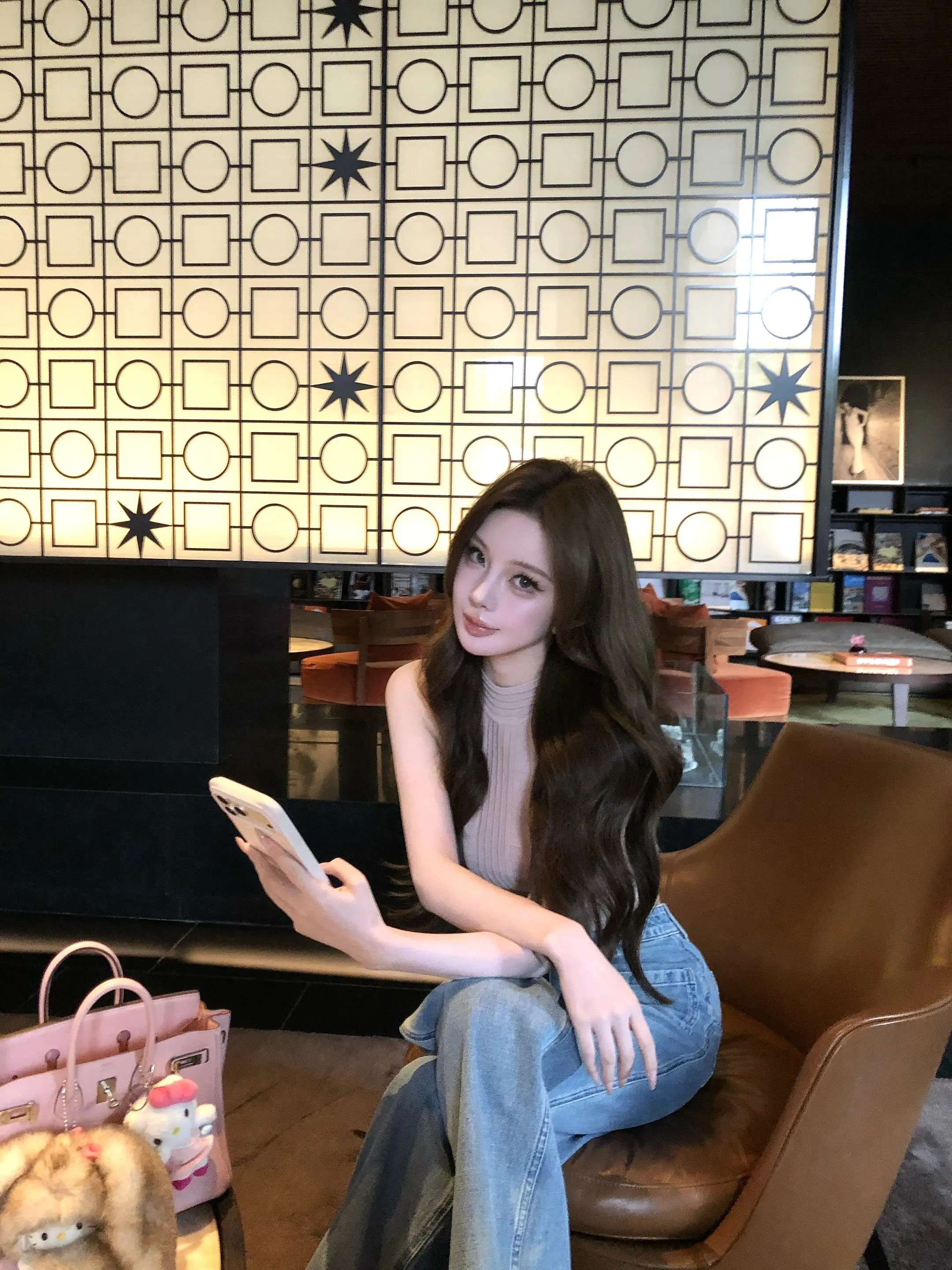 太过锋利也会刺穿自己。