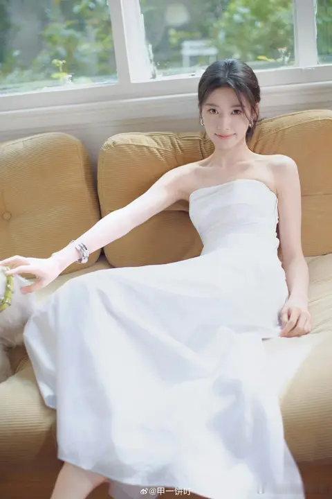 网传丁禹兮卢昱晓主演恰逢雨连天曝丁禹兮卢昱晓主演恰逢雨连天网传丁禹兮卢昱晓要主