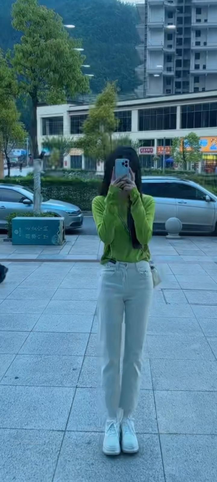 今年冬天的不同21. 我曾在无数个夜晚，对着星空许下愿望，希望能够遇到一个懂我、