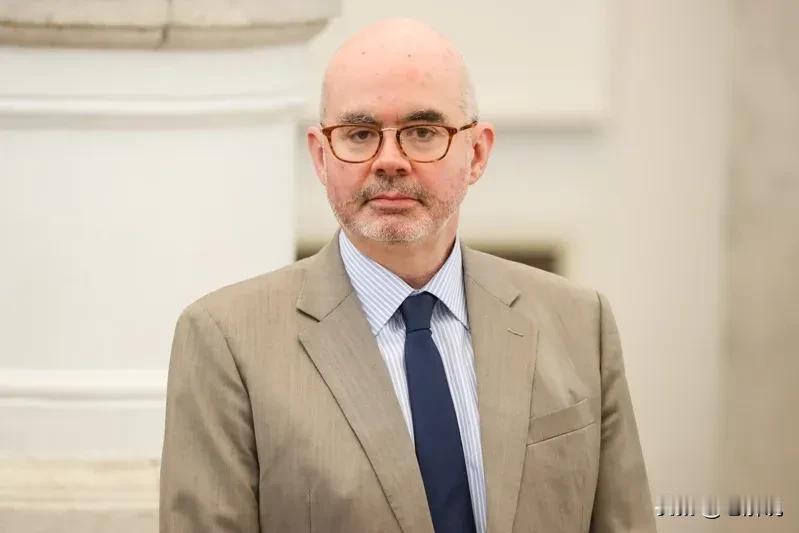 美国人对郑丽文与黄国昌发出通牒，要求必须放行赖清德提出8年1.25兆防务特别预算