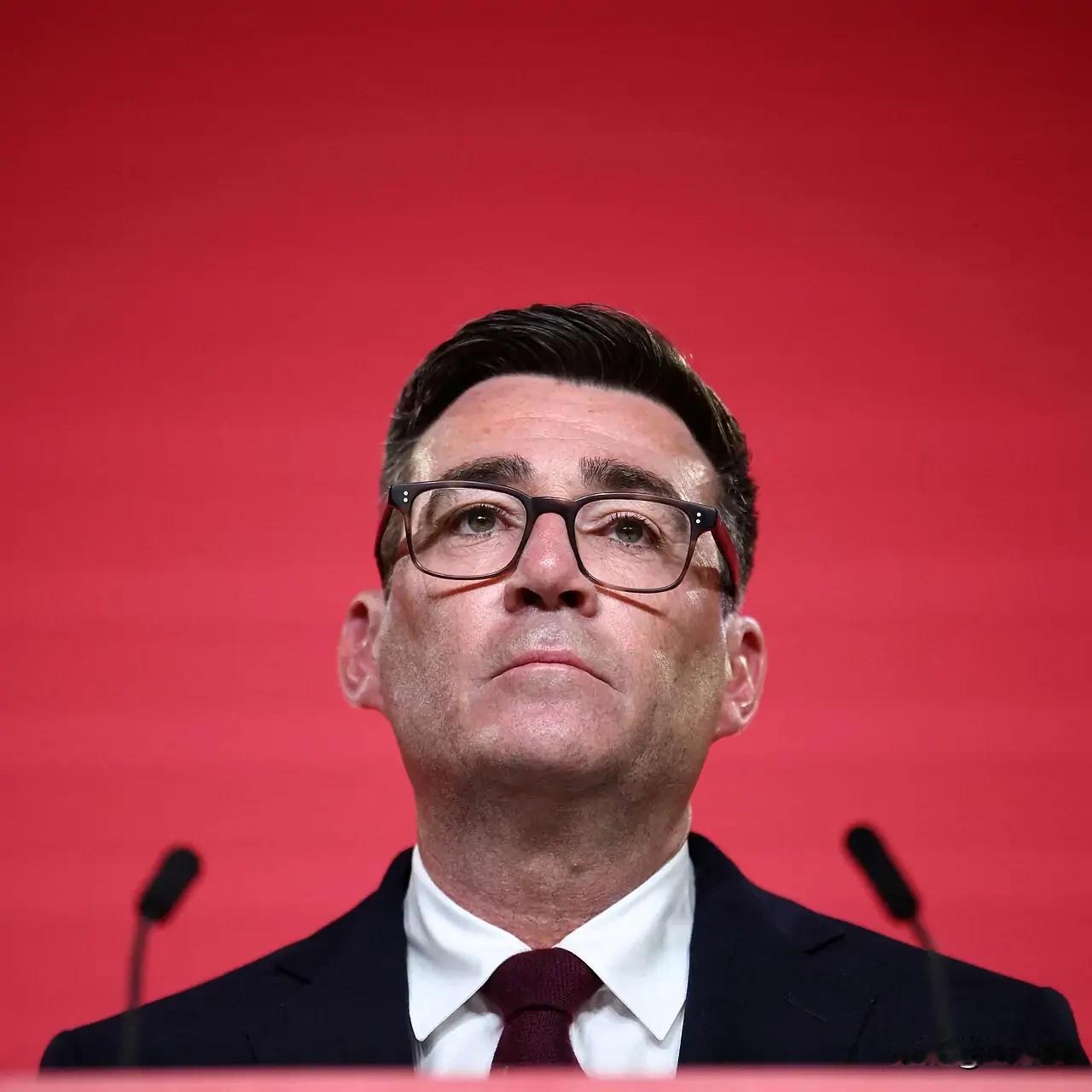 2026年7月21日俄新社消息英国新任首相安迪·伯纳姆公开表态，称英国将持续