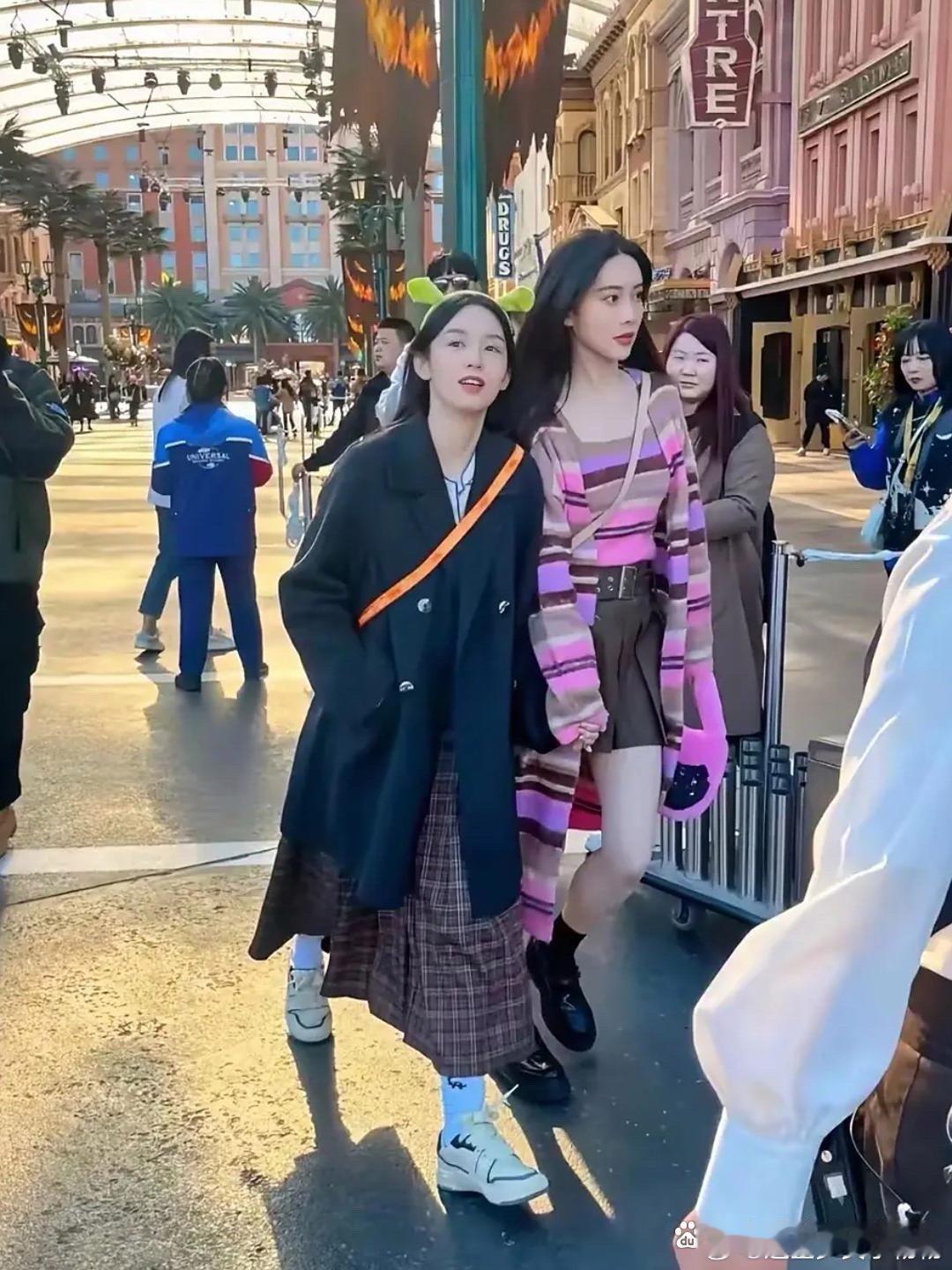 孟子义原来这么高的吗，是不是超过1米七​​​
