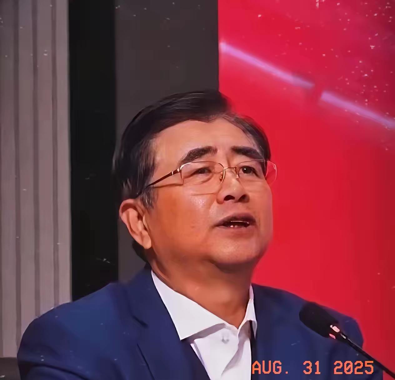 足协被打脸了头脑一热，足协宣布，自2025年起，川渝、江浙八家