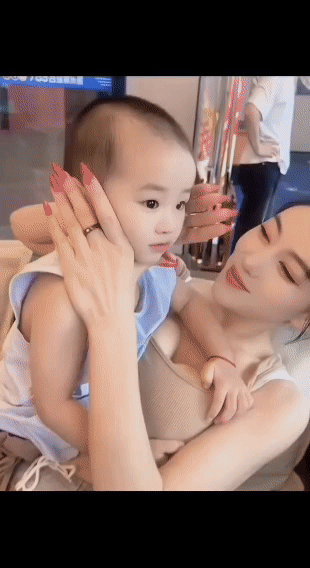 看得出这小姨子很喜欢跟你玩～社会百态清纯小姨子