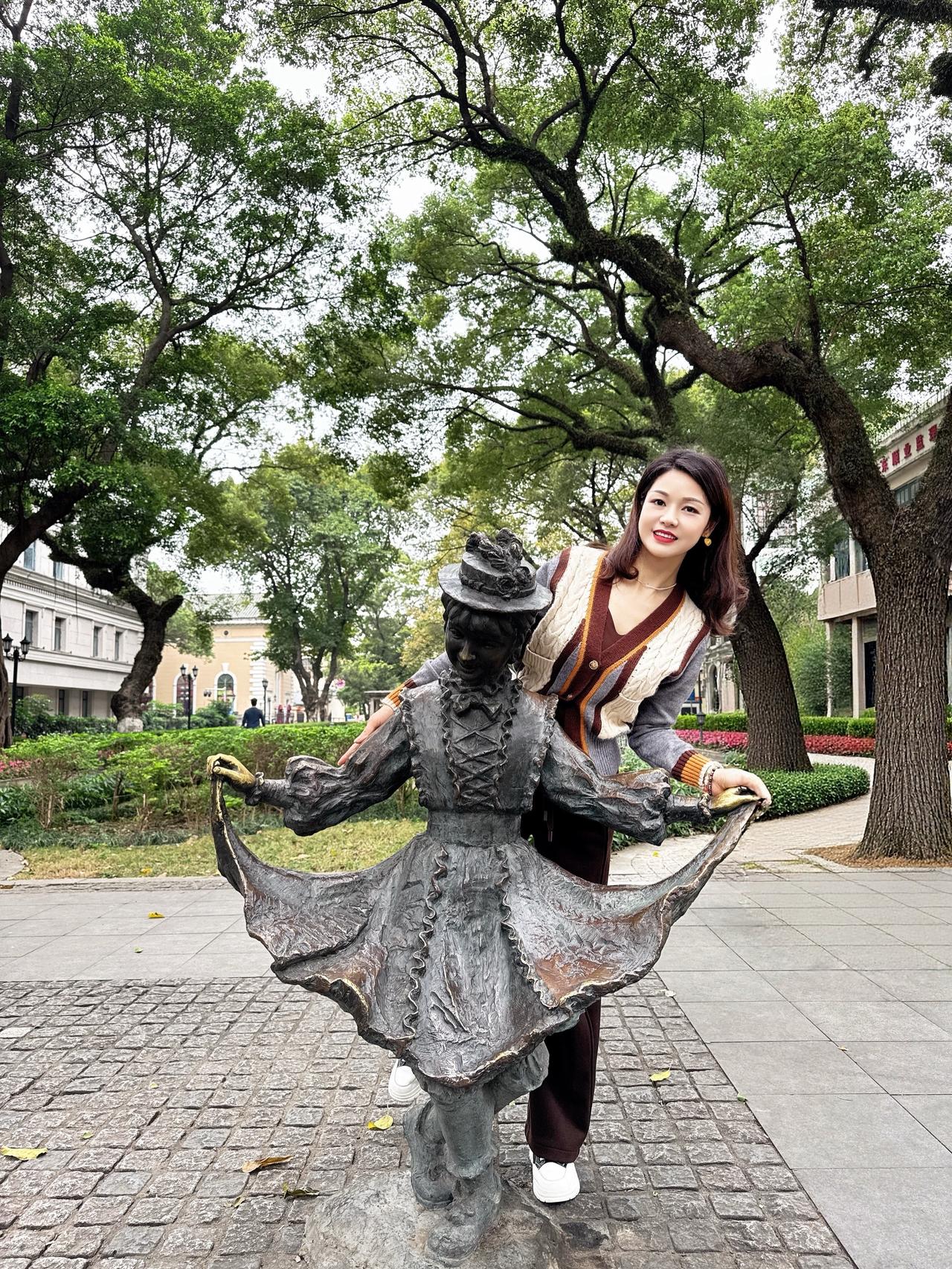 你的状态，就是你最好的风水，简单点、善良点、努力点，惊喜就会多一点。自由感拍照