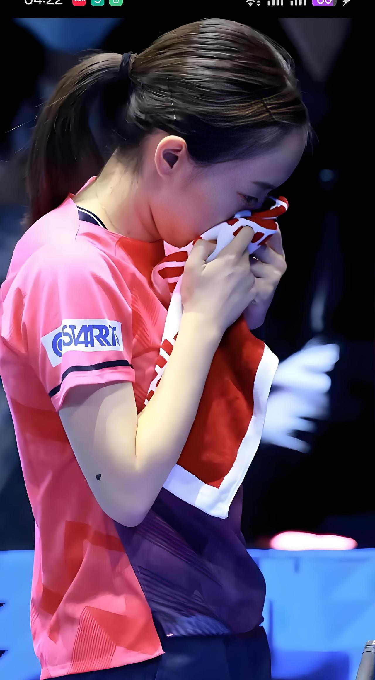 《泪洒赛场：日本女乒的哭泣传统与中国运动员的内敛之别》