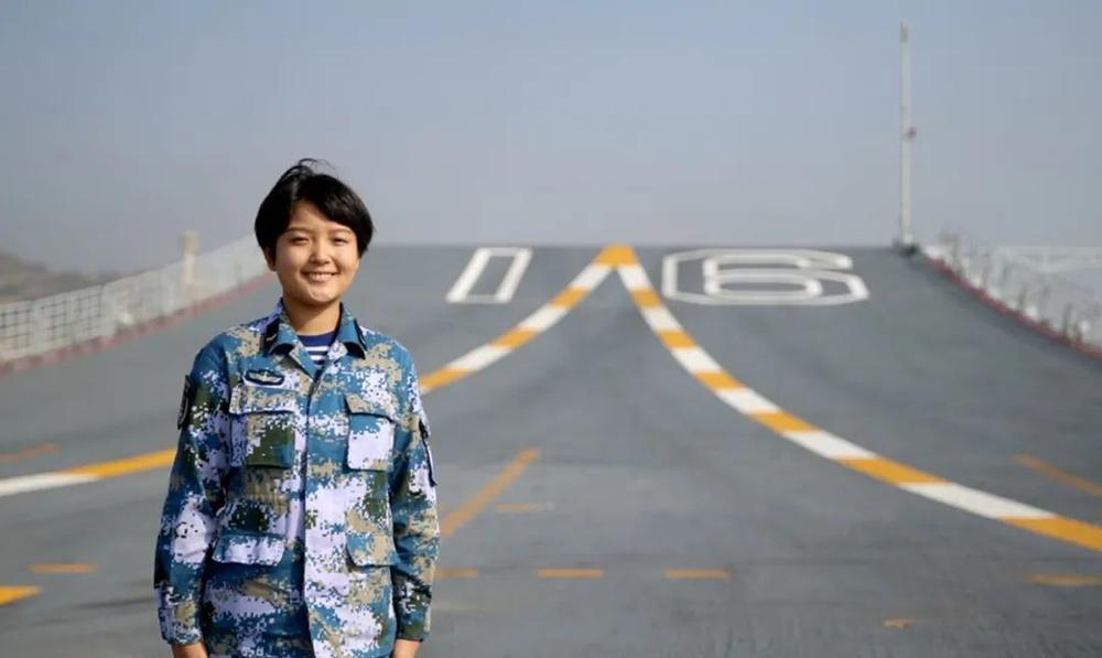 2018年，河北女孩王心仪高考考了707分，被北大中文系录取，她却不顾父母反对，