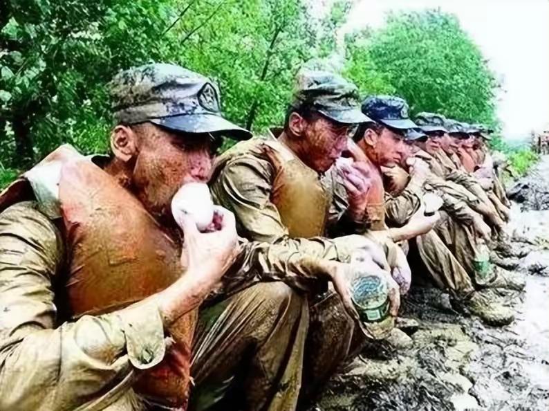 人的贪欲太可怕了！把控不住就会被反噬！男人的贪欲，要么为了钱，要么为了权，要