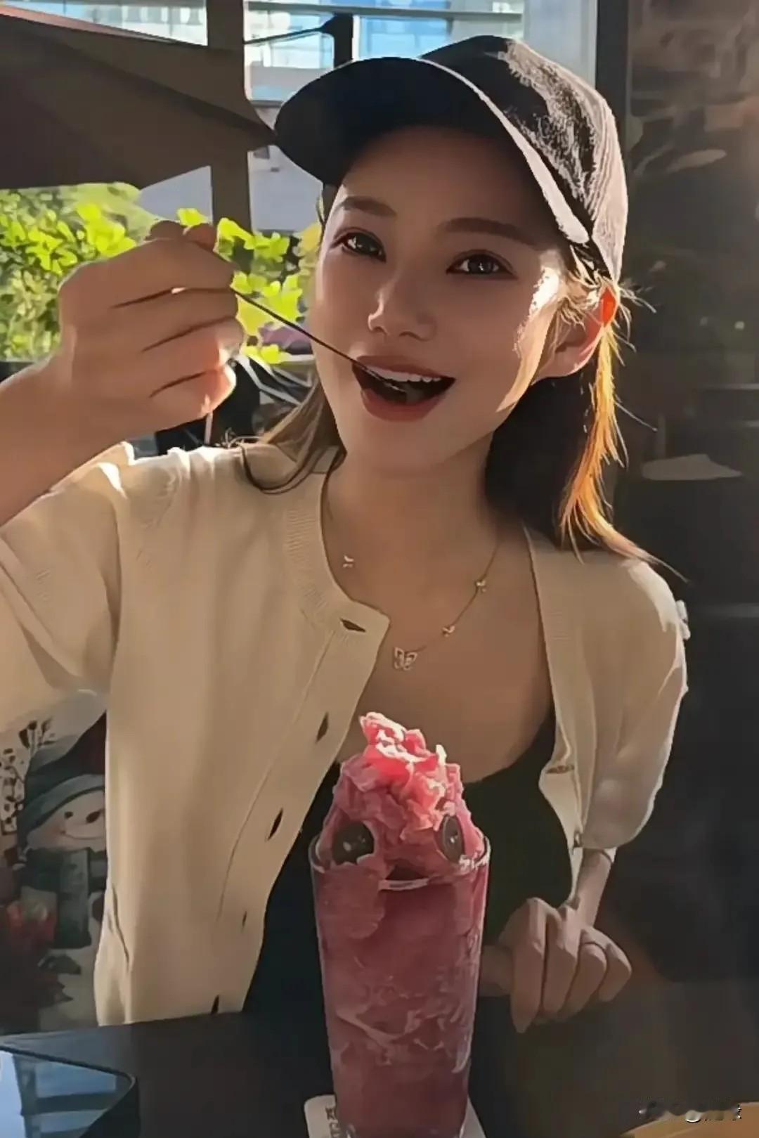 即不管有多少人说马筱梅不好，但不得不承认，她对大S两个孩子要比S一家人更好。自