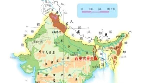 签个字，一个国家就没了。这大概是世界上最憋屈的国王。在自己的宫殿里，被别人的军