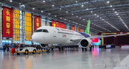 200架波音飞机是怎么回事，意向吗？国产的c919又如何上产量？关于波音的200
