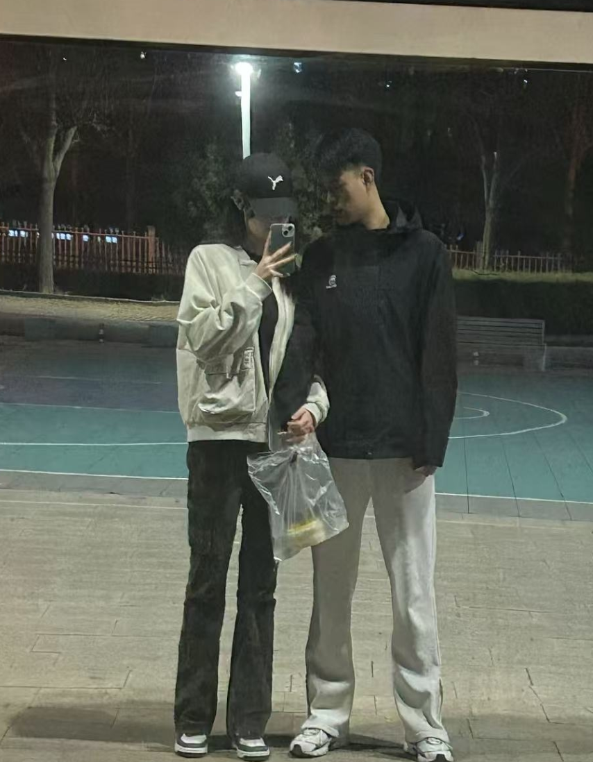 回头率这一块本人187女朋友181