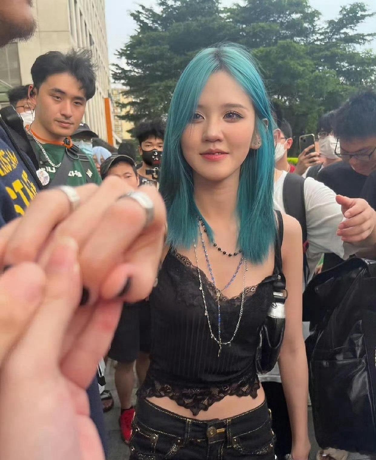 井川里予的路人视角不愧是纯欲天花板