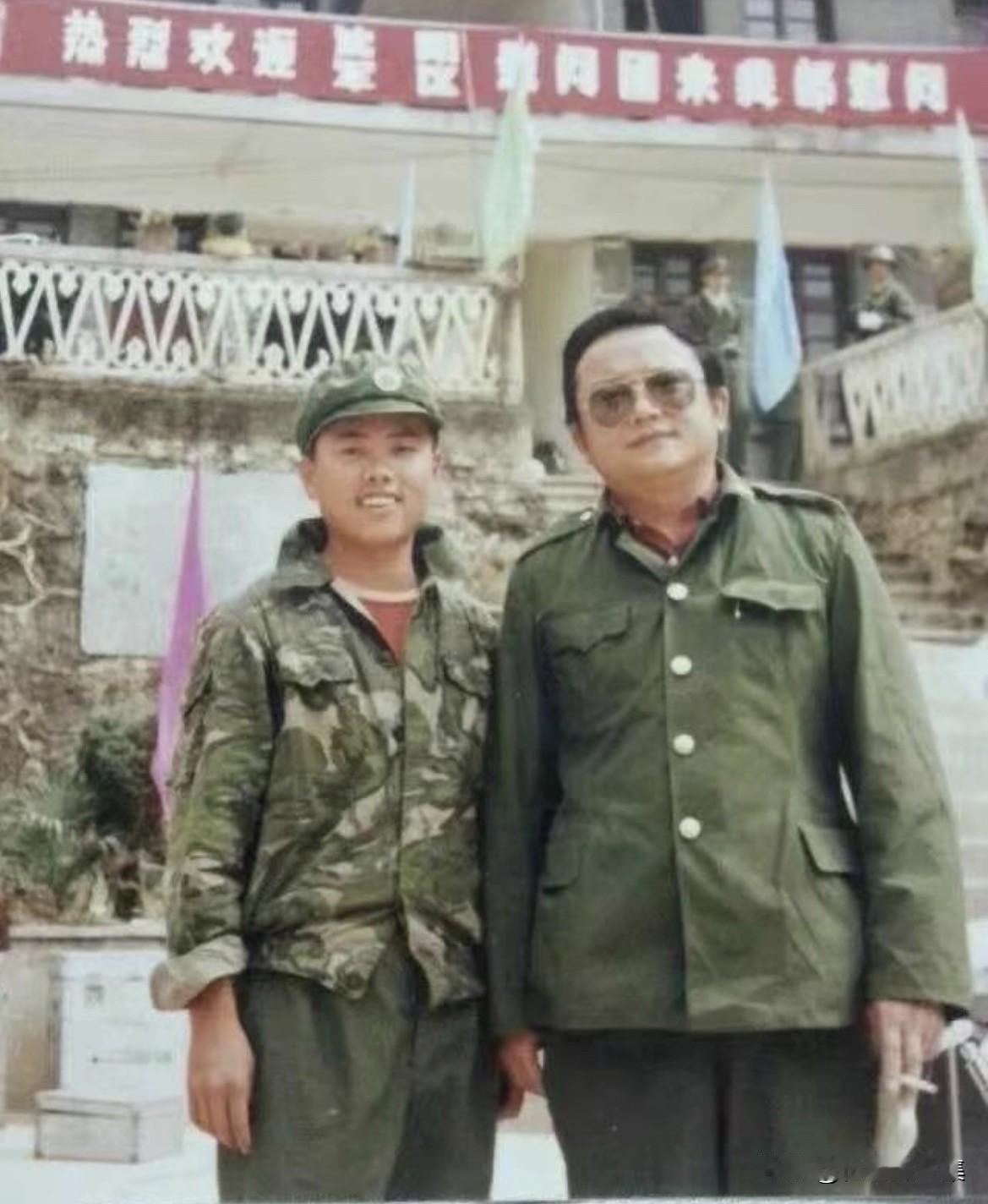 上世纪八十年代，中越对战期间，老山前线成为战斗最激烈的地区之一。前线战士在恶劣的