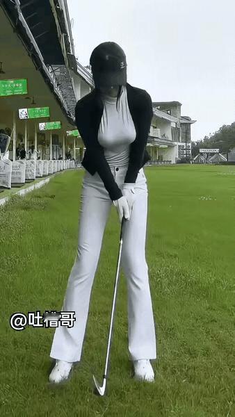 为什么那么多有钱人都喜欢打高尔夫，因为你从来不知道它的魅力所在