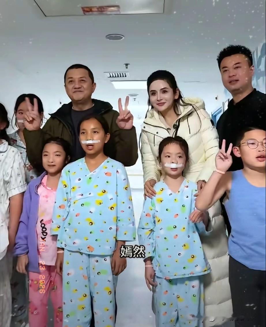 一方有难，八方支援！网红楠楠又有大动作，这次支持李亚鹏500万。李亚鹏的