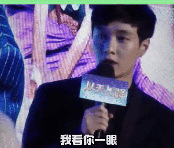 张艺兴的嘴如果不是那么毒是不是可以更火，他好敢说，这会把人得罪的很彻底吧？电影发