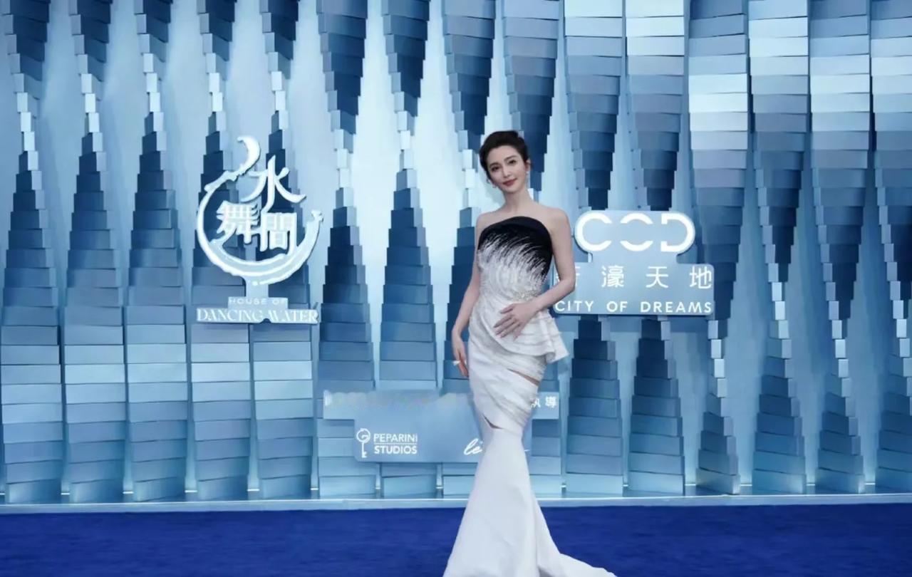 澳门水舞间红毯，谁的红毯造型更吸睛？第一名舒淇第二名李冰冰第三名刘涛第四