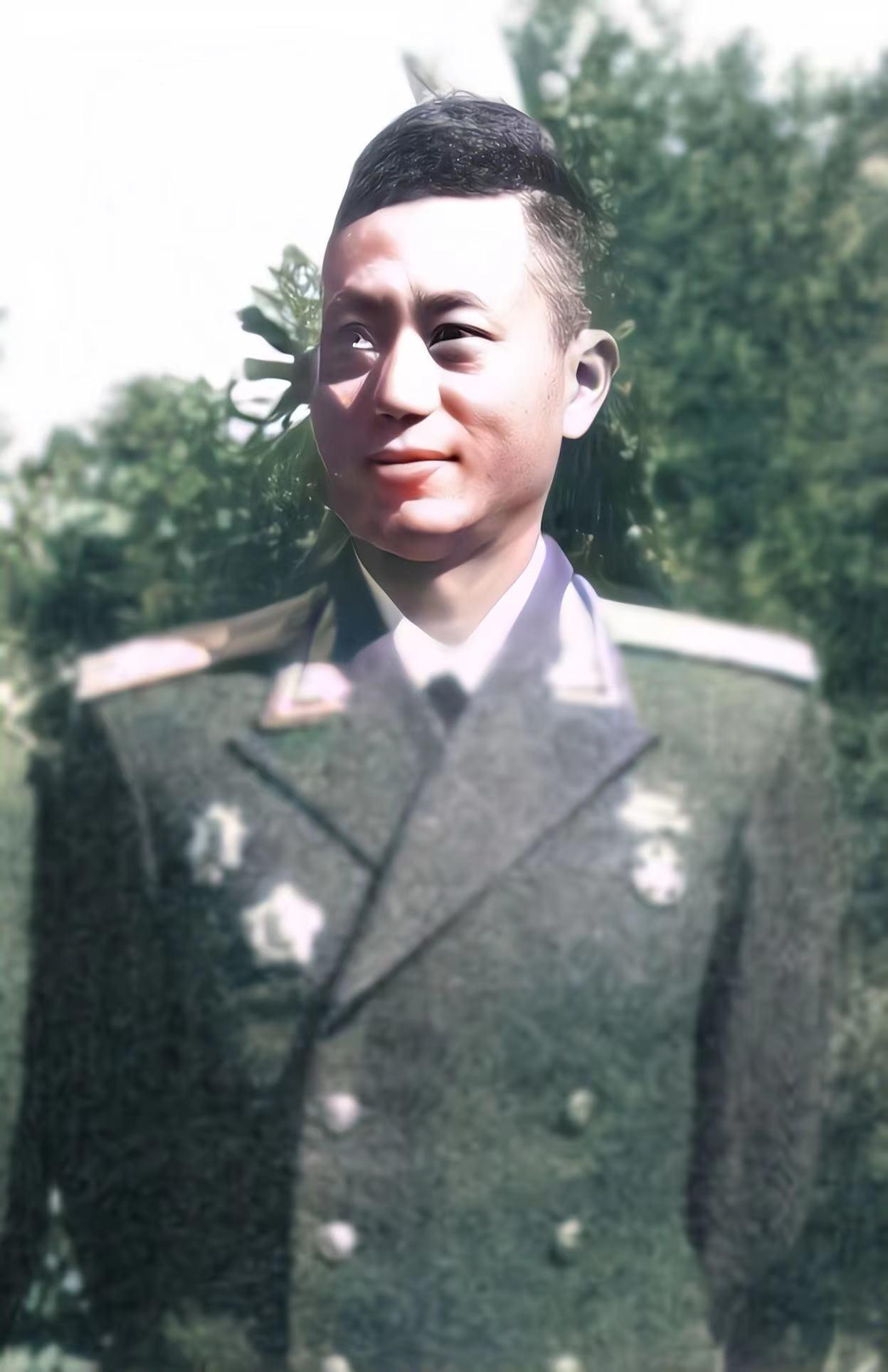 开国将校里唯一申请去台湾的人：1990年11月，99岁母亲在台北荣民总医院病危，