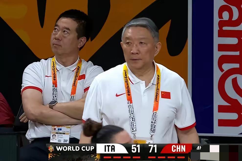 中国女篮真不能高兴太早！虽说以71：51拿下意大利女篮，可身为上届世界杯亚军，1