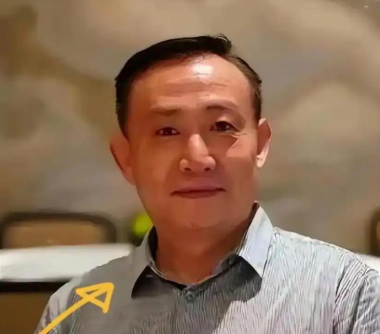 卢麒元转发陈枫提议:针对故意歪曲、丑化、篡改国家统编教材，就得按分裂国家罪论处