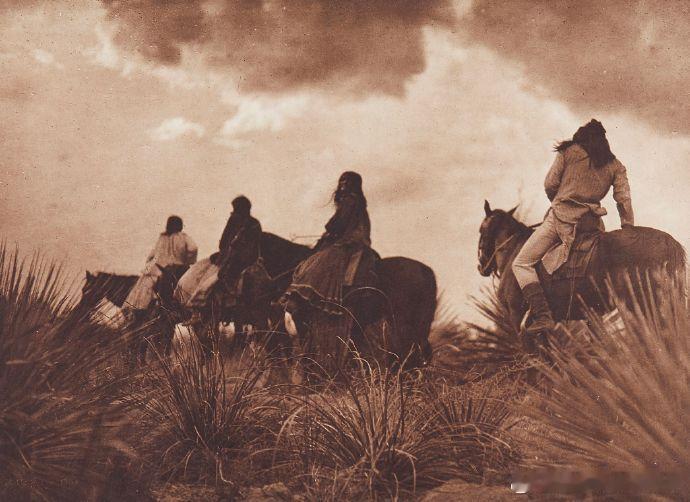 1903-1906年北美的印第安人，摄影：爱德华.S.柯蒂斯