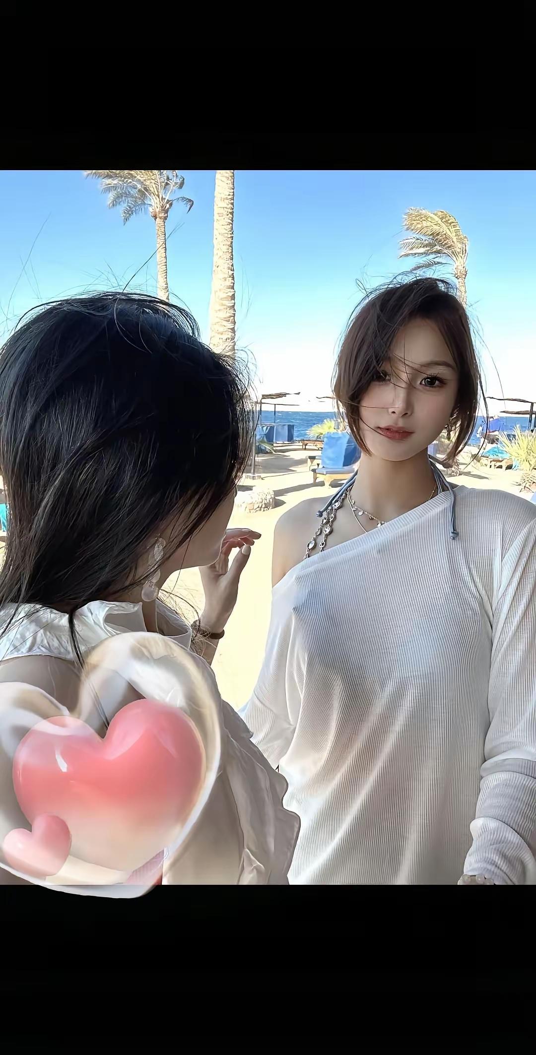 河新混血，这模样长相，还说的过去吧。爸爸是河南人，妈妈是新疆人。